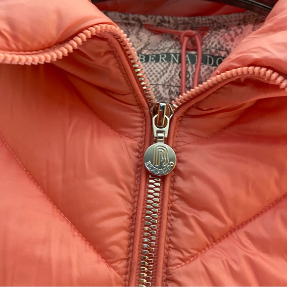 BERNARDO Packable Ecoplume  Puffer Jacket Channel Quilted panels lightweight M - Picture 4 of 11